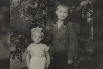 Olizovala dešťové kapky, pili i vodu s močůvkou. Maria Pekařová popisuje strastiplný pochod Němců z Brna 