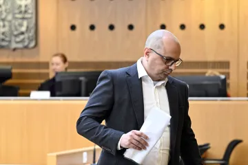 Soud potrestal první dva obviněné z kauzy Dozimetr, schválil dohody o vině a trestu