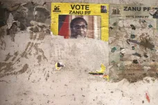 Pokud Mugabe neodstoupí sám, odvoláme ho, rozhodla zimbabwská vládní strana