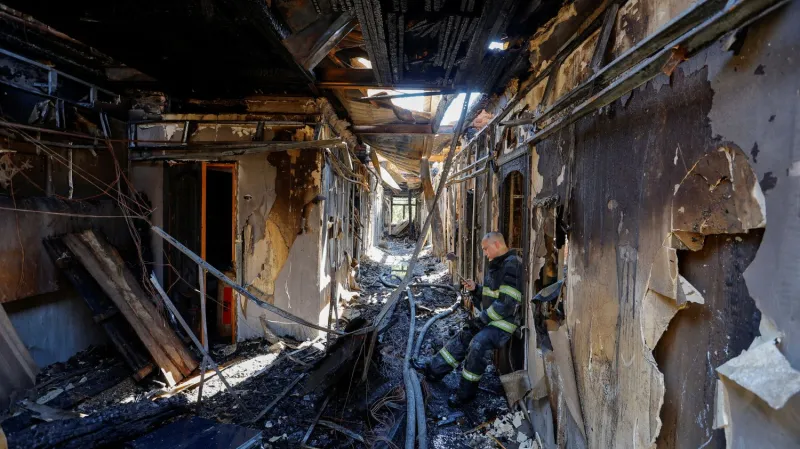 Budova univerzity v Doněcku, která se dle okupantů stala terčem ostřelování