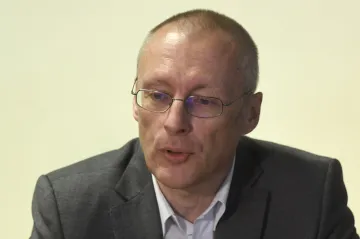 Novým Vojtěchovým náměstkem bude Šedo z Univerzity Karlovy, nahradí Prymulu