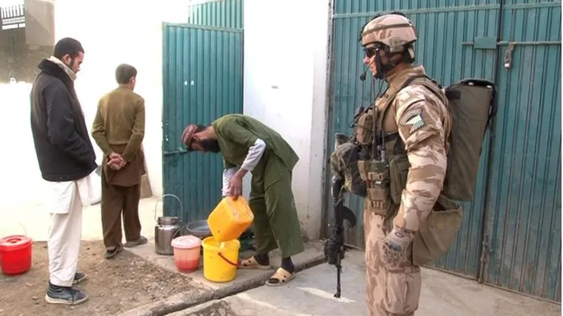 Rekonstrukční tým pomáhal např. s výstavbou mlékárny