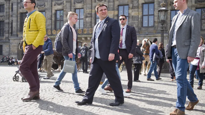 Do Amsterdamu přijel podpořit dohodu i ukrajinský ministr zahraničí Pavlo Klimkin