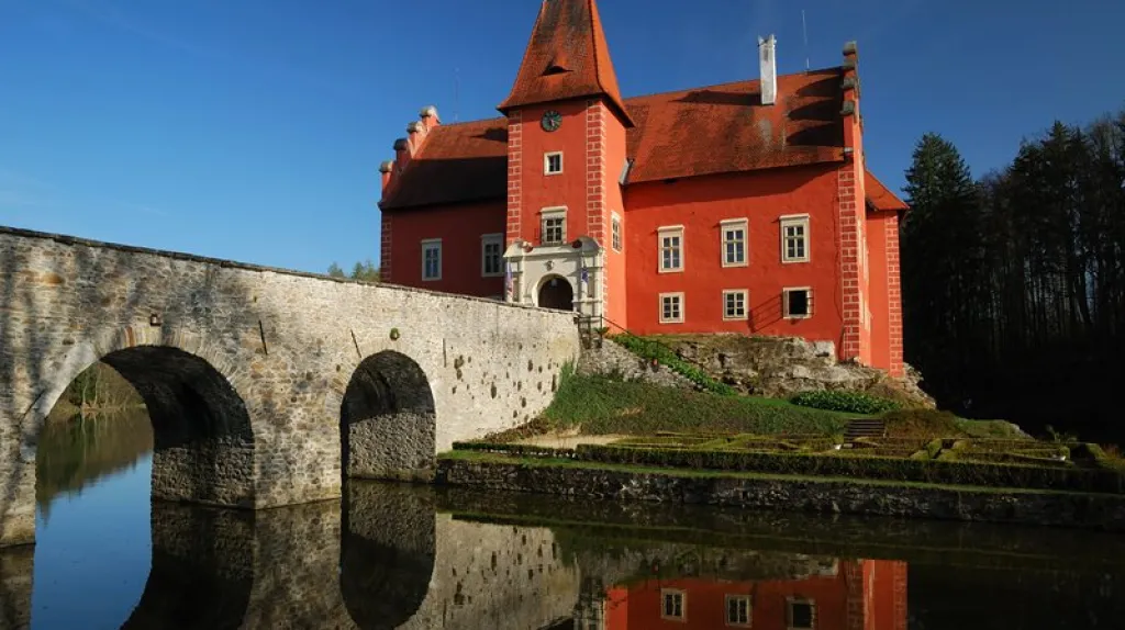 Zámek Červená Lhota