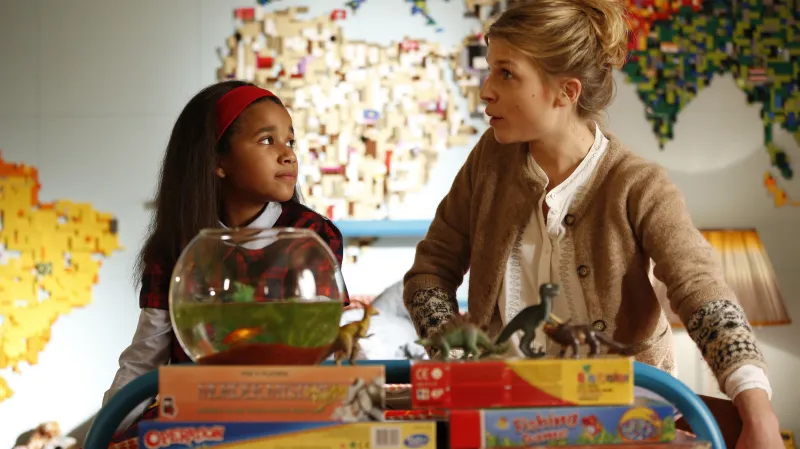 Gloria Colston, Clémence Poésy