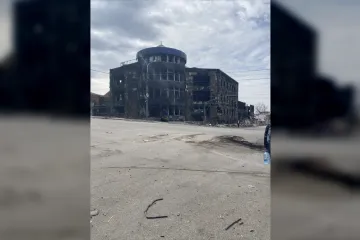 Місяць у сховищі у рідному Маріуполі