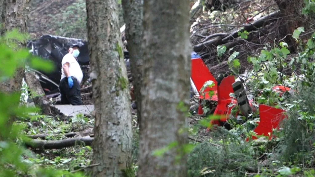 Trosky vrtulníku nedaleko Banské Bystrice