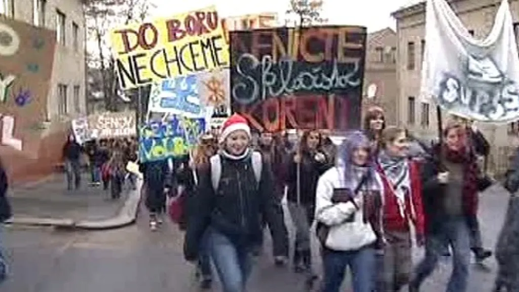 Sklářští studenti