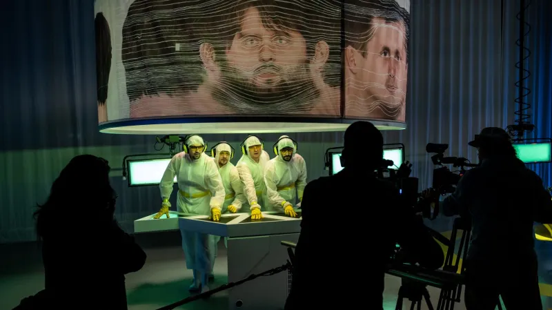 Divadlo Vosto5 při natáčení dokumentu tatabojs.doc