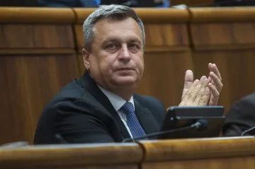 Začíná politická válka, řekl Danko po atentátu na Fica. Slíbil změny zákonů a „konec drzosti“