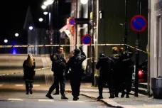 Útočník zabil v norském Kongsbergu pět lidí, policie ho zadržela
