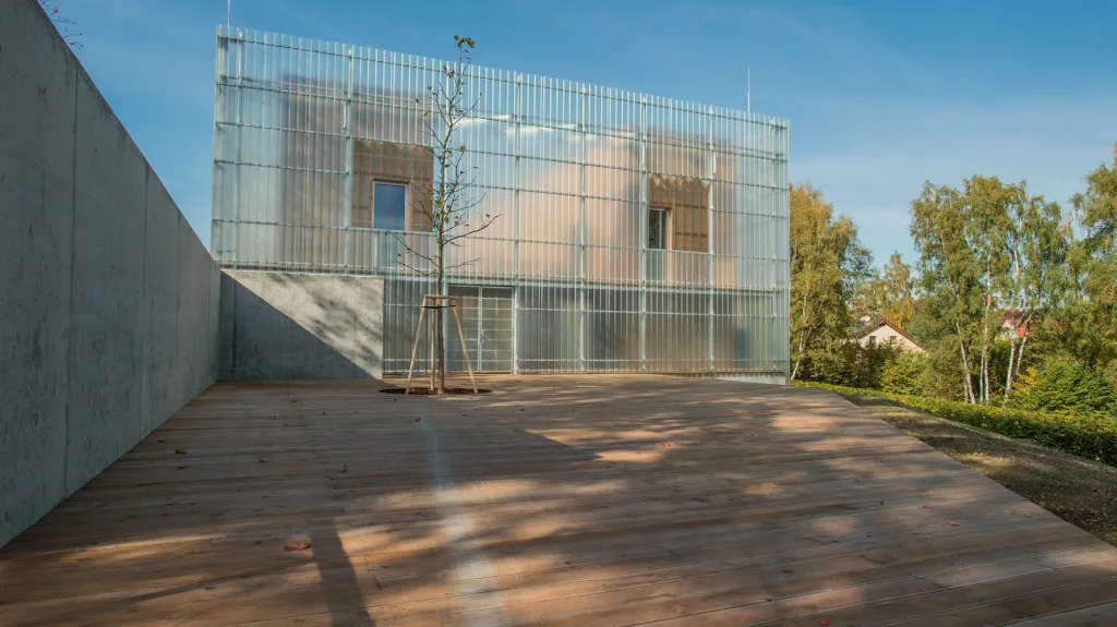 Mateřská škola Nová Ruda ve Vratislavicích nad Nisou, jejímž autorem je Petr Stolín