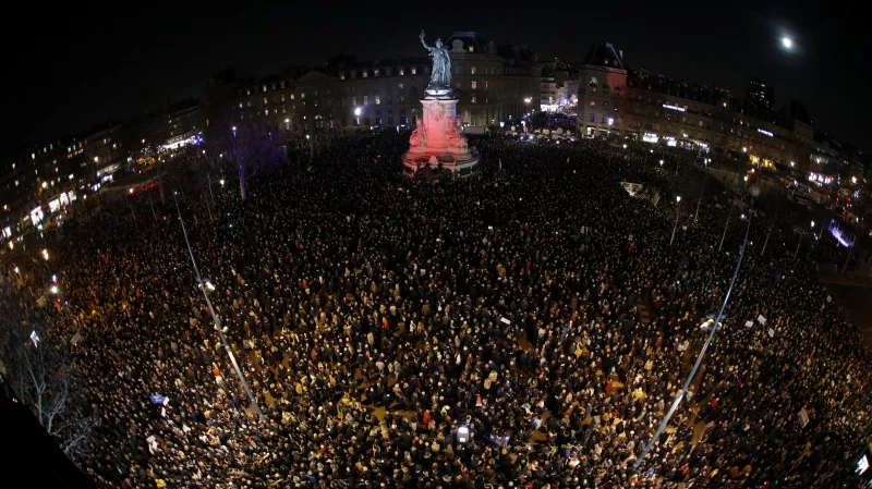 Protest proti antisemitismu v Paříži