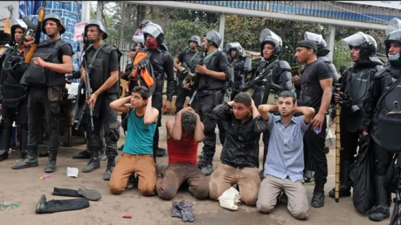 Oběti egyptského zásahu jdou do stovek