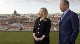 Hillary Clintonová a Sergej Lavrov v Petrohradě
