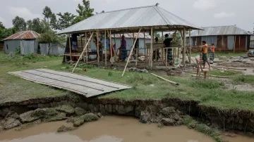 Obyvatelé bangladéšských říčních ostrovů čelí erozi