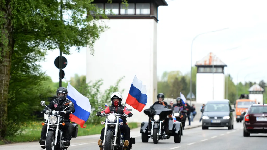 Noční vlci v Dachau