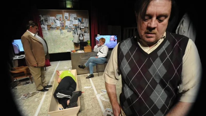 Denně (poníci slabosti) / Petr Čtvrtníček