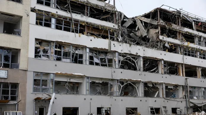 Následky ruského nočního útoku na Kyjev, 6. dubna 2025