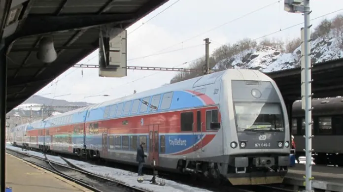 Příměstský vlak