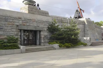 Praha bude mít muzeum totalit. Pod Stalinem asi nebude, městská část ho tam nechce