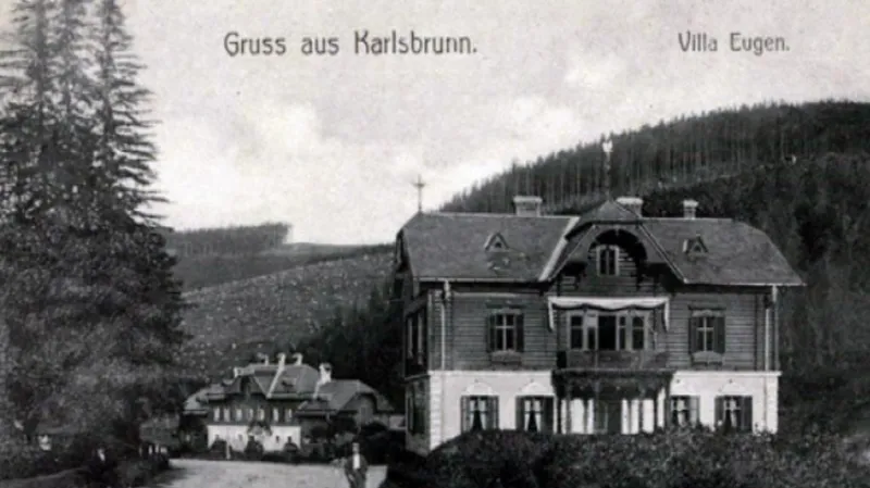 Historická fotografie vily