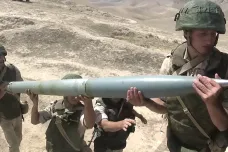 Obří vojenské manévry. Rusko cvičí u hranic s Afghánistánem a ukazuje rakety na prodej