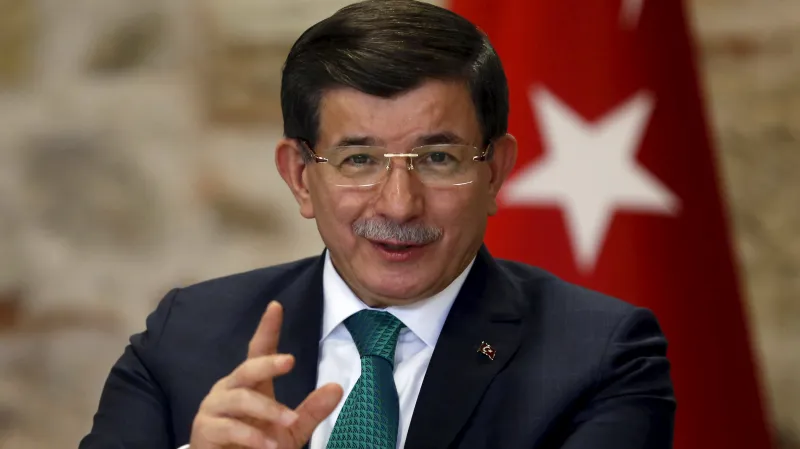 Turecký premiér Ahmet Davutoglu