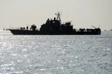 Při íránském cvičení v Ománském zálivu zemřelo nejméně 19 námořníků. Další byli zraněni