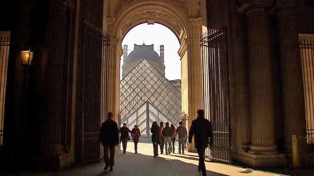 Louvre