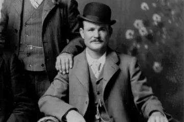 Vteřina dějepisu: Víte, který slavný bandita se narodil 13. dubna?