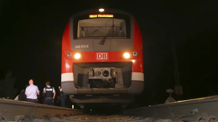 17letý Afghánec útočil v regionálním vlaku v Bavorsku