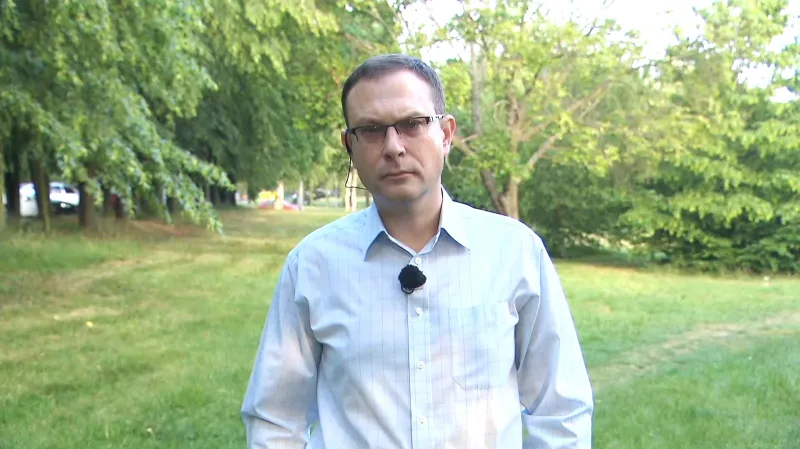 Právník Jan Kysela: Dneškem se vracíme do ústavních kolejí