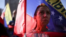 Ilustrační foto – příznivkyně venezuelské opozice na protestu v chilském Santiagu