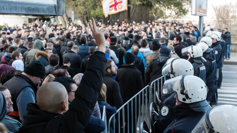 Před hlasováním policie uzavřela centrum Podgorice