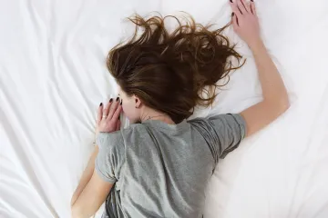 „Sovy“ mají v inteligenčních testech lepší výsledky než „skřivani“, popsala studie