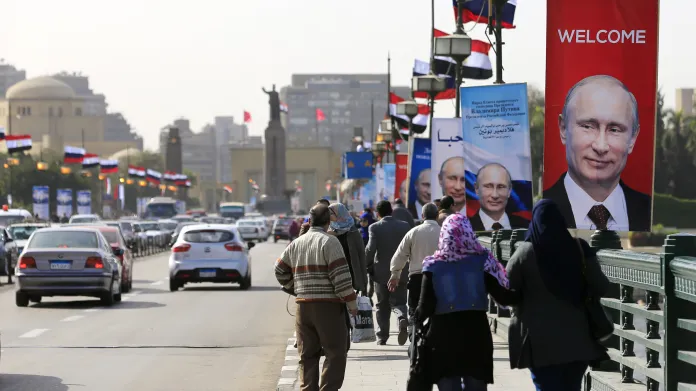 Káhira vítá Vladimira Putina