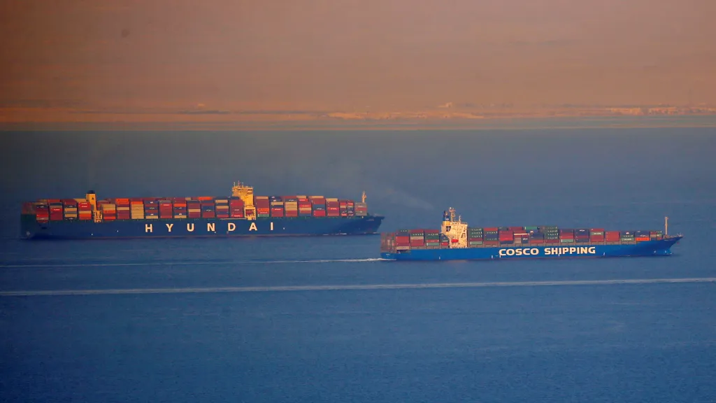Čínské kontejnerové lodě v Rudém moři. Ilustrační snímek