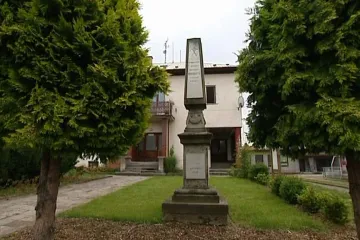 Starý Jičín hledá majitele soch a křížků