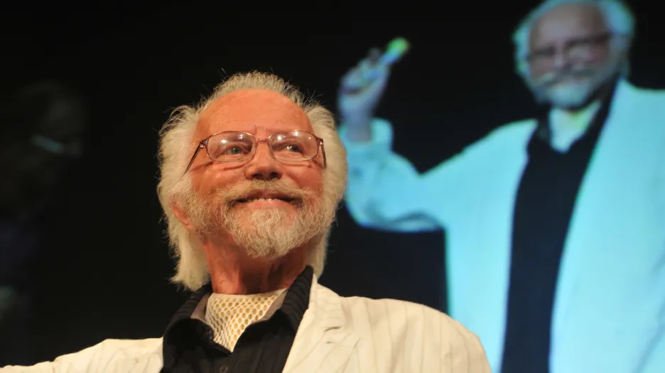 Stanislav Fišer při přebírání Ceny Františka Filipovského za dabing (2009)