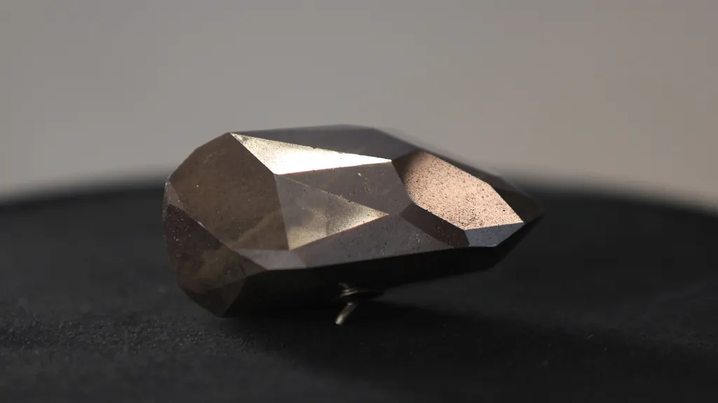 Černý diamant Enigma