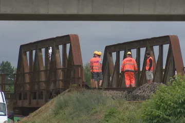 Vlaky mezi Starým Městem a Veselím nad Moravou šest týdnů nepojedou. Trať potřebuje opravit