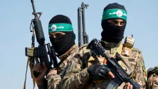Bojovníci teroristického hnutí Hamás, podporovaného Íránem