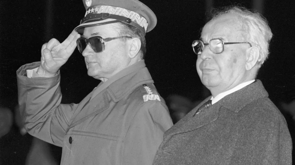 Generál Wojciech Jaruzelski a Gustáv Husák
