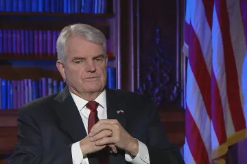 Dav násilníků v Kongresu není Amerika, říká americký velvyslanec v Česku