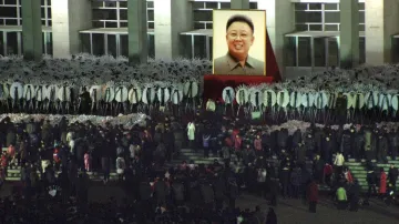 Pieta pro Kim Čong-ila