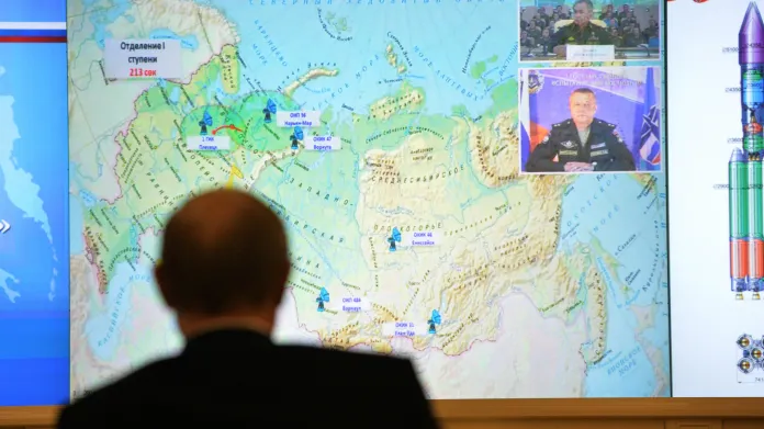 Vladimir Putin sleduje test rakety Angara