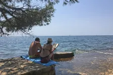 Velké cestovní kanceláře obnovily prodej na léto, začínají Řeckem či Bulharskem