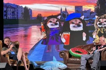 Memy jako zbraň proti Rusku. Před světovými lídry se do Vilniusu sjeli internetoví bojovníci NAFO
