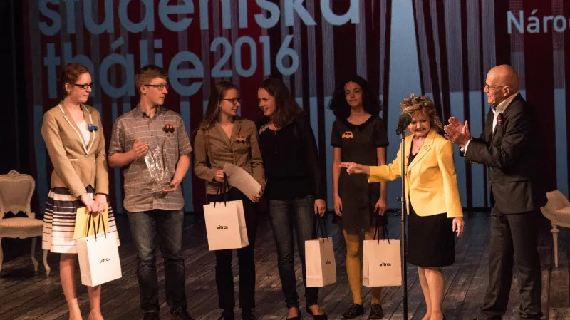 Tereza Paděrová a kol., hra Cestou – Cena Studentské Thálie za Autorský tvar neuměleckých škol